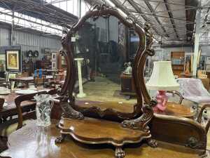 Victorian elm dressing table with matching mirror - 2