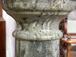 Green marble pedestal - 4