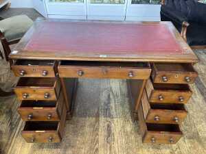 Victorian oak pedestal desk - 3