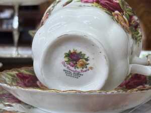 Royal Albert porcelain teaware - 5