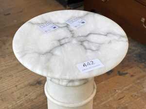 Antique Carrara marble pedestal - 2