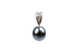 A pair of Tahitian pearl and diamond earrings in 9 carat yellow gold - 2