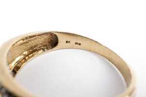A diamond ring in 9 carat yellow gold - 5