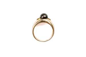 A Tahitian pearl and diamond ring in 14 carat yellow gold - 4