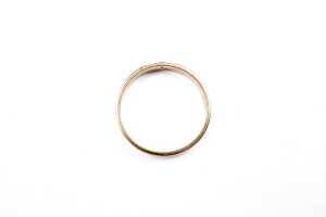 A diamond band in 9 carat yellow gold - 4