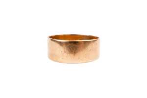 An antique band in 15 carat yellow gold - 2