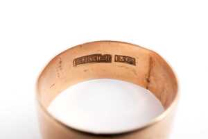 An antique band in 15 carat yellow gold - 5