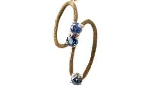 A sapphire pendant in 18 carat yellow gold - 2
