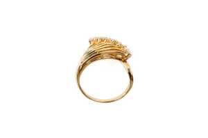 A diamond ring in 18 carat yellow gold - 3