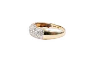 A diamond ring in 9 carat yellow gold - 3