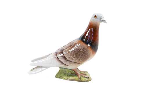 Beswick 'Pigeon' porcelain bird figure