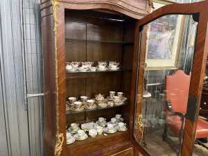 19th century French kingwood display cabinet - 4