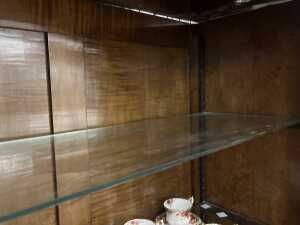 19th century French kingwood display cabinet - 5
