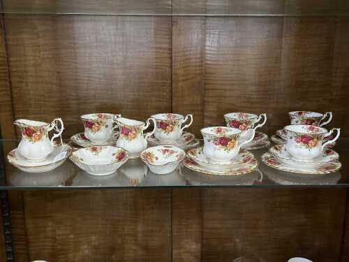 Royal Albert 'Old Country Roses' tea setting for six