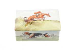 Royal Doulton 'Fox Hunting' porcelain series ware cigarette box with set of four ashtrays - 2