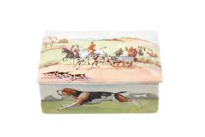 Royal Doulton 'Fox Hunting' porcelain series ware cigarette box with set of four ashtrays - 2