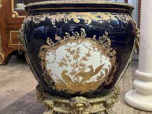 Louis XVI style reproduction jardini&egrave;re on brass stand - 2