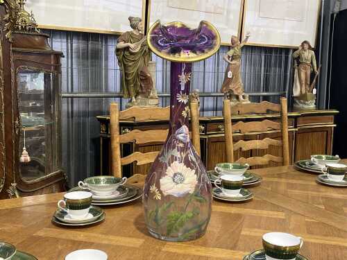 Art Nouveau style jack-in-the-pulpit purple and clear glass vase attributed to Francois-Theodore Legras