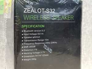 Zealot portable Bluetooth speaker - 2