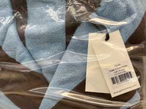 Hommey Robe size L/XL, RRP $149 - 3