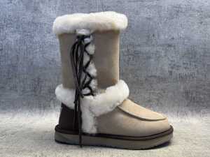 Kangaroo Ugg boots size 9 - 2