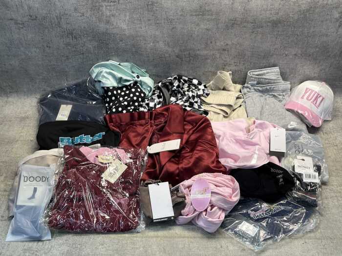 Group of Women's clothing size M