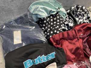 Group of Women's clothing size M - 2