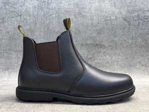 Bata Kanga boots size 7 - 2