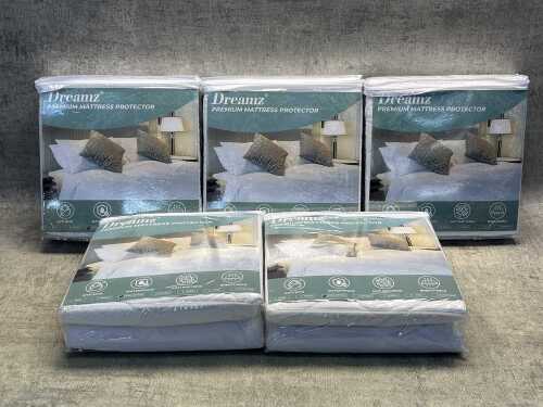 Five Dreamz mattress protectors size KS