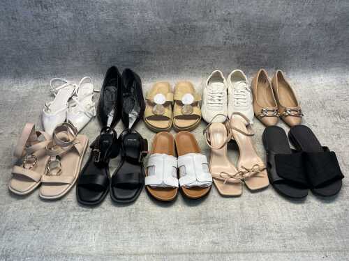 Group of Women's shoes