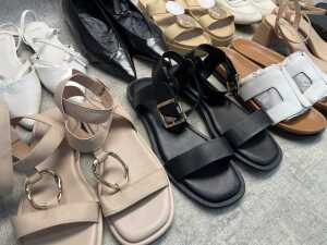 Group of Women's shoes - 5