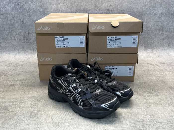 Four pairs of Asics Gel-1130 GS size US 6 & 7 Men's