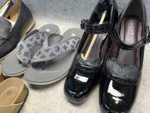 Group of Women's shoes - 3