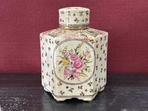 Three Chinese ceramic decorative pieces - 2