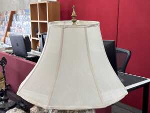 Chinese ceramic ginger jar-form table lamp - 3