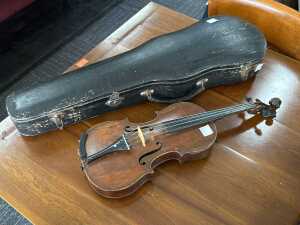 Antique French violin, Chanot model