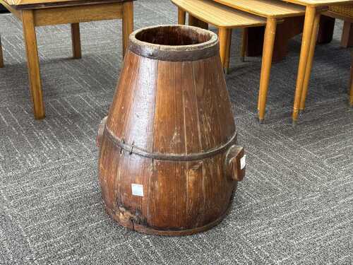 Antique Qing-style timber pear-shaped grain basket