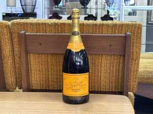 Veuve Clicquot Ponsardin Brut Champagne, Magnum
