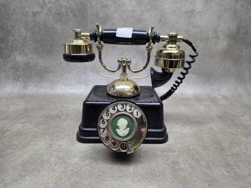 Reproduction telephone