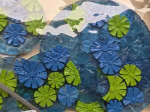 Mid-century Colorflo lucite trivet and coaster set in blue and green - 2