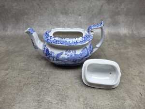 Three Spode porcelain pieces - 6