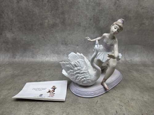 Lladro 'Graceful Dance' porcelain figure