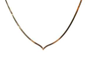 A herringbone necklace in 9 carat yellow gold