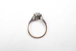 A cubic zirconia ring in 9 carat yellow gold and silver - 4