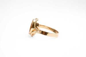 An empty ring setting in 9 carat yellow gold - 3