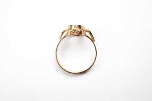 An empty ring setting in 9 carat yellow gold - 4