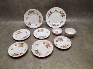 Royal Crown Derby 'Posie' porcelain part setting - 3