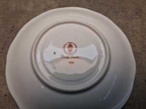 Royal Crown Derby 'Posie' porcelain part setting - 4