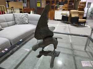 Brass eagle figure - 4