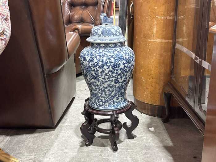 Chinese blue and white porcelain ginger jar